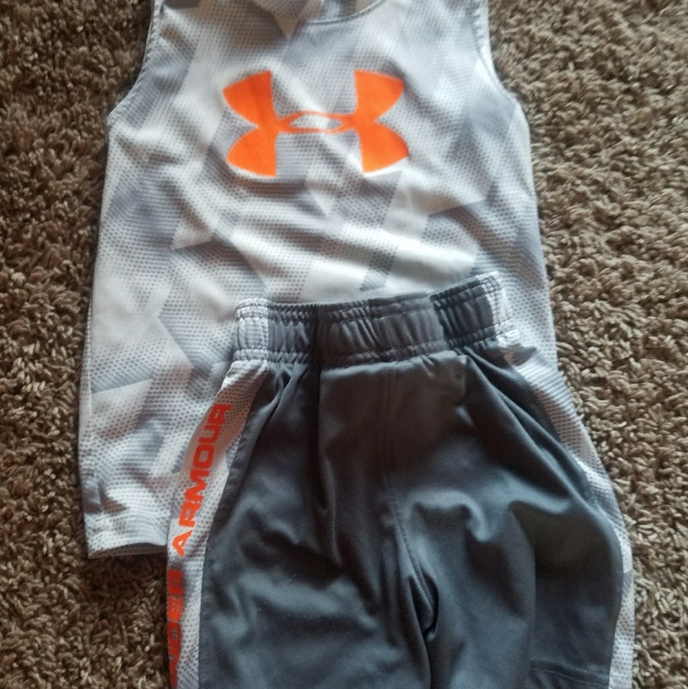Under armour short set